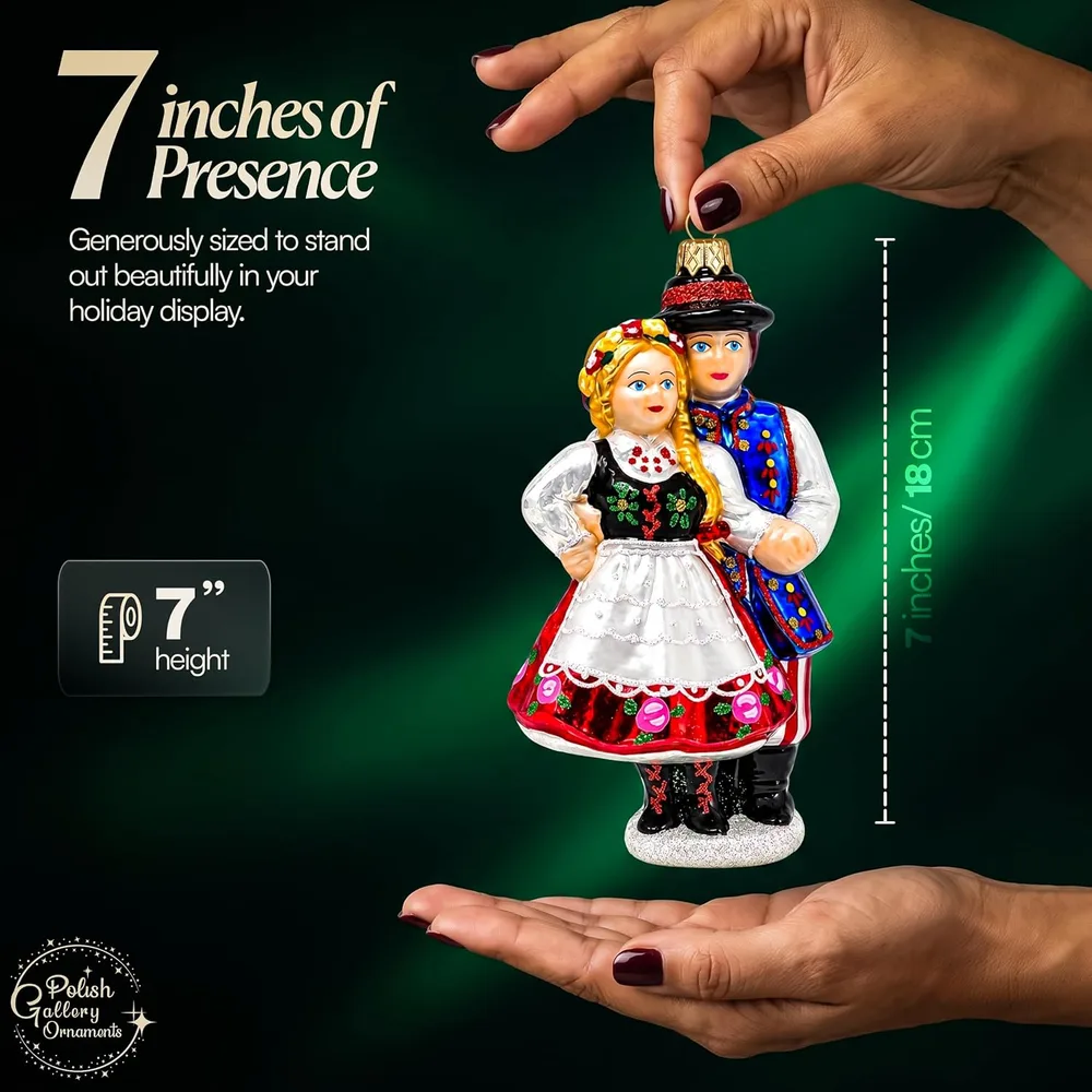 Slot 2: Krakowiak ornament held in a hand with 7 inch height marked